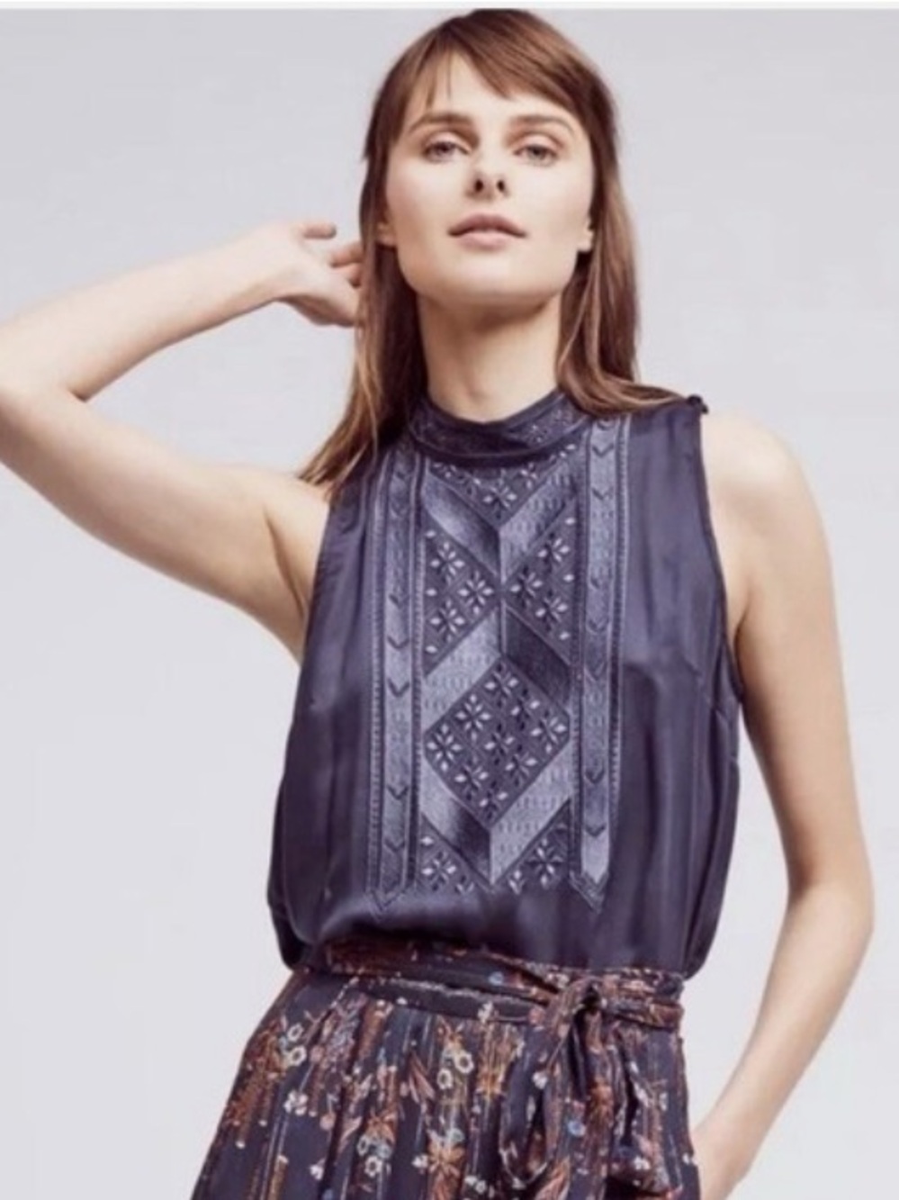 Anthropologie Illaria Mock-neck embroidered blouse by Les Siennes sz XS